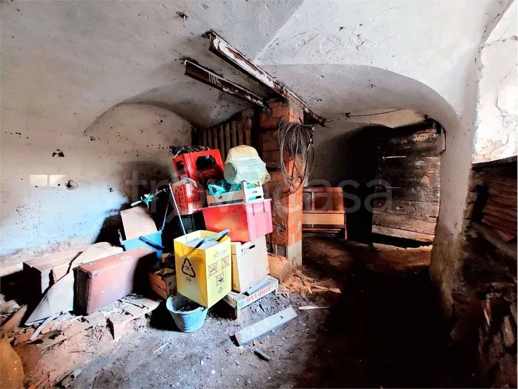 Toad - Apartment with Attic Bedroom in Garessio