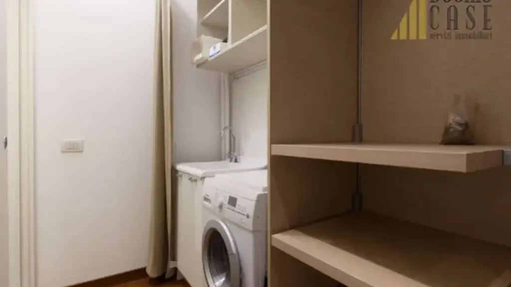 Pesuköök - Modernised 2-Bedroom Apartment in Milan