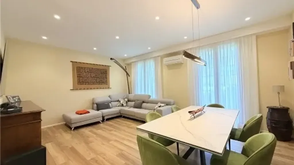 Salle à manger - Finely Refined 6-Bedroom Apartment in Florence