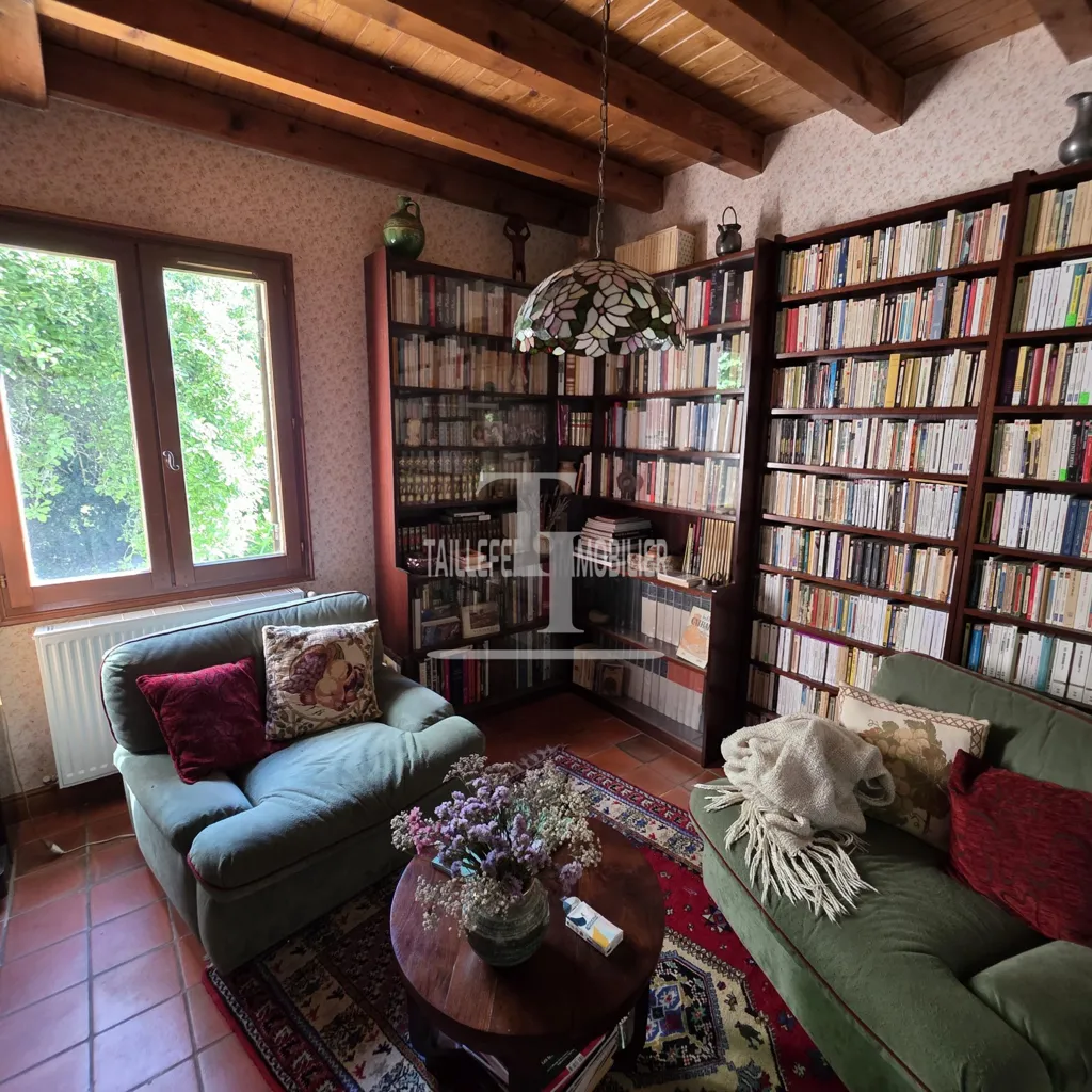 Bureau - Maison avec Piscine dans un Environnement Calme à Boulazac