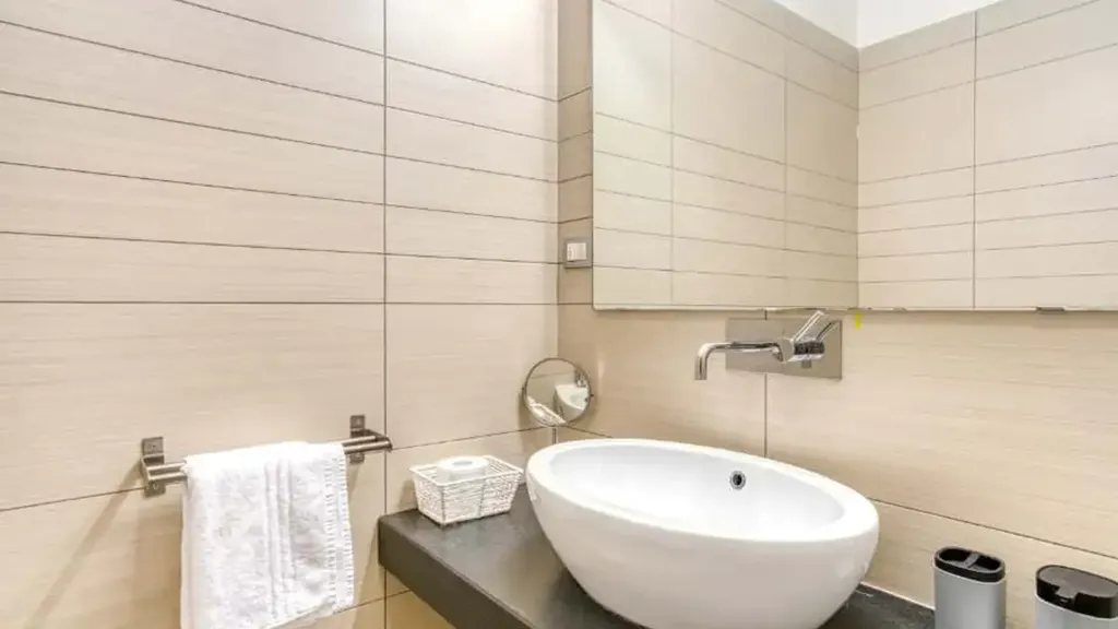 Vannitoad - Modern Studio with Terrace near Navigli, Milan