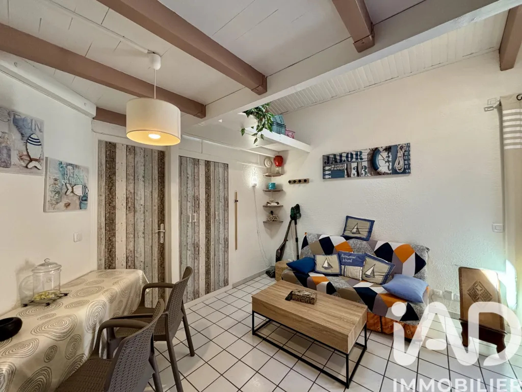 Séjour - Duplex avec Terrasse et Parking à Port Leucate
