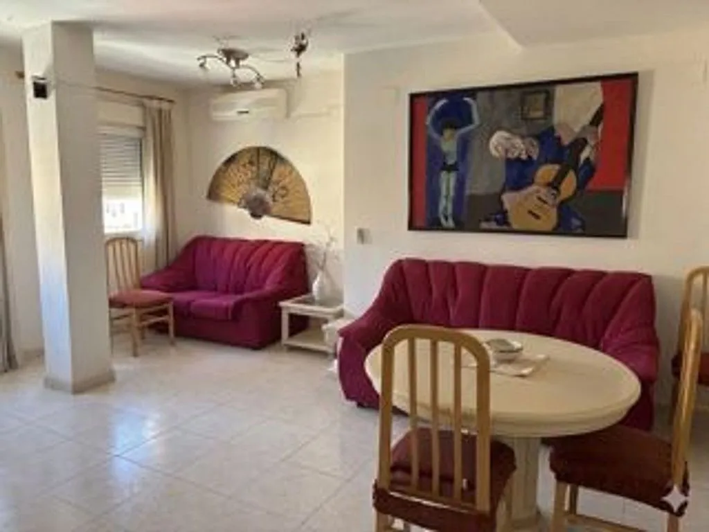 Séjour - Spacious Apartment with Air Conditioning in Massalavés