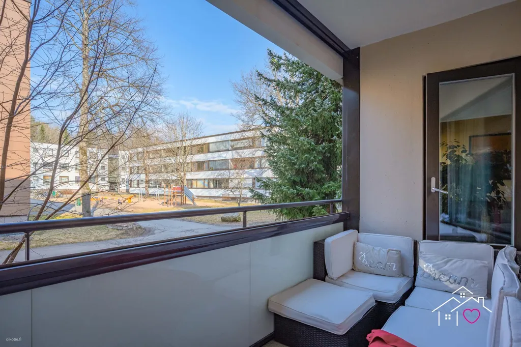 Balcony - Flat with Glazed Balcony in Riutoja