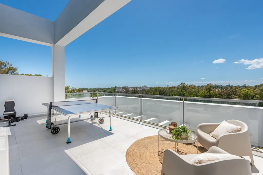 Terrasse - Modern Villa with West Views in San Pedro, Marbella