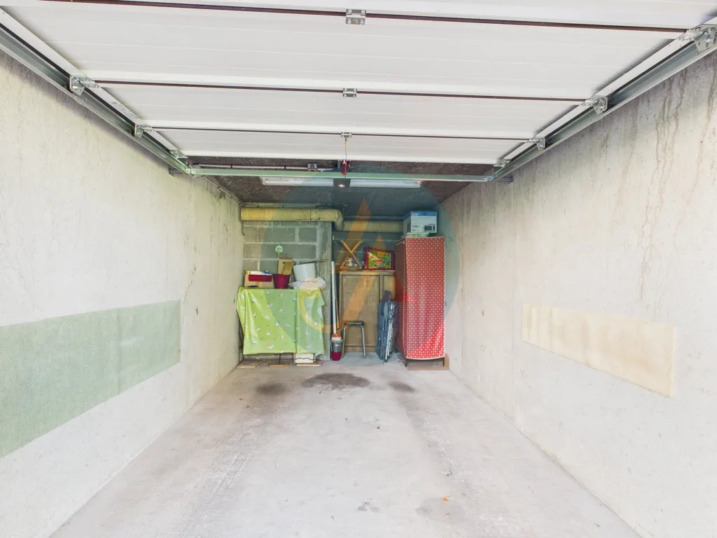 Garaaž - Bright T2 Apartment with Garage in Nevers