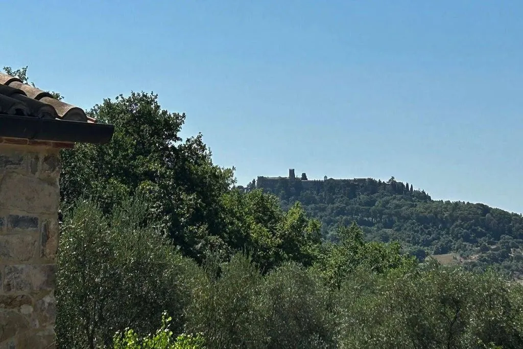 Välivaade - Panoramic Casale with Pool in Parrano, Umbria