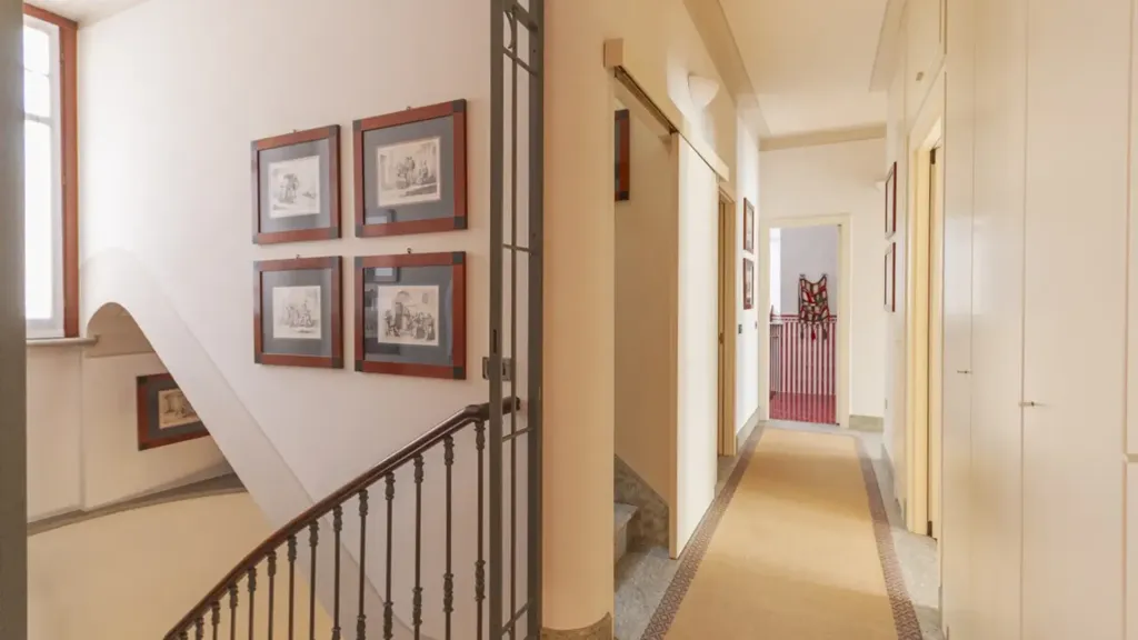 Entrée - Historic Villa with Panoramic Views in Grignasco