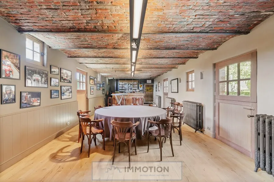 Salle à manger - Ferme Rénovée sur Domaine de 7.200 m²