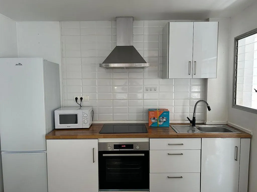Köök - Student Flat with Terrace in Ciudad Universitària