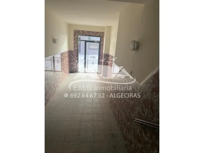 Entrée - Spacious Penthouse with Private Terrace in Algeciras