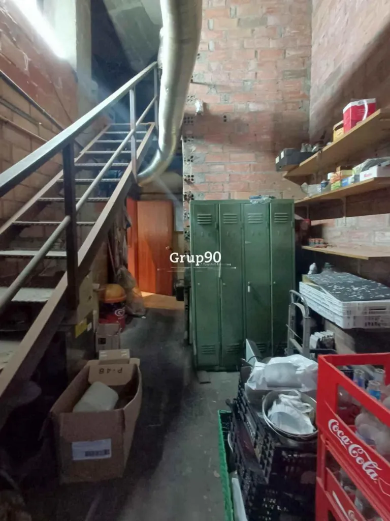 Garage - Restaurant for Rent with Terrace in Lleida