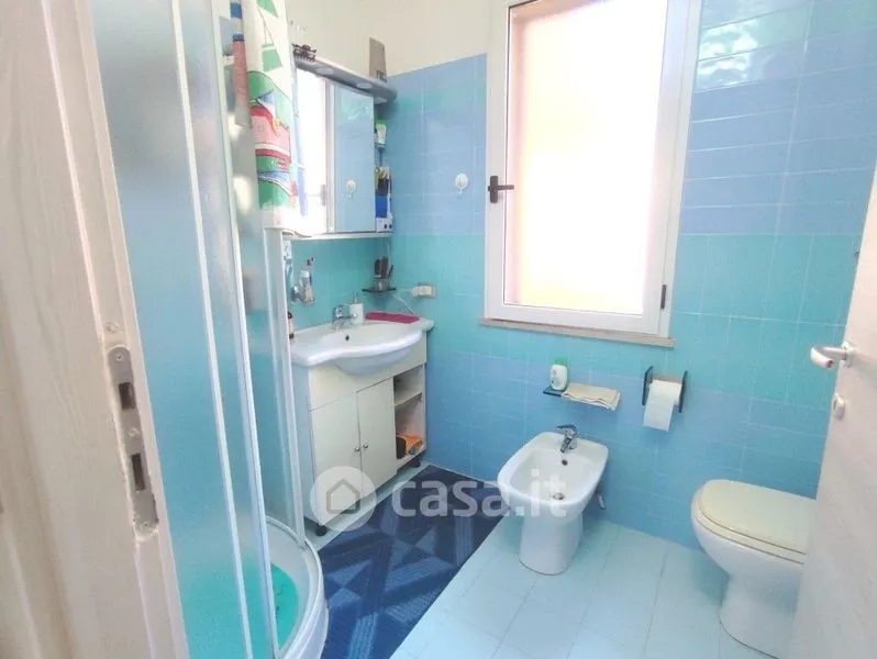 Vannitoad - Ground Floor Apartment with Private Courtyard in Bosa
