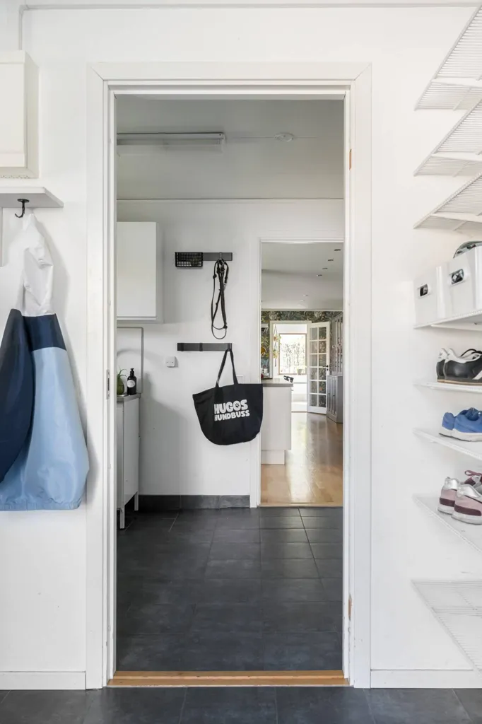 Utility Room - Spacious Villa with Garden in Lund