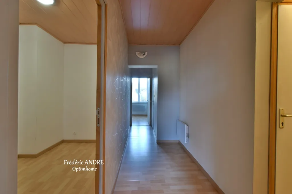 Esik - House with Garden near Belgium