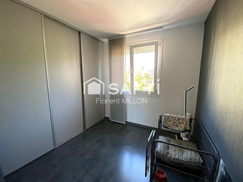 Camere da letto - Renovated 3-Bed Flat with Balcony in La Tronche