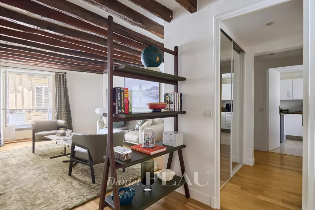 Séjour - Appartement Charmant avec Interphone au 7ème Arrondissement