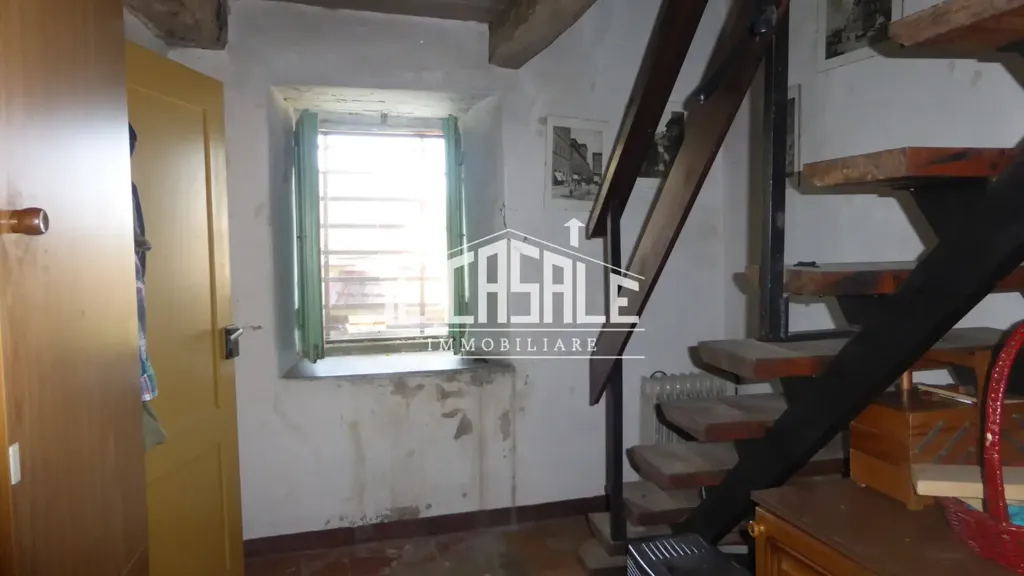 Pièces - Rustic Property with Castagneto in San Godenzo