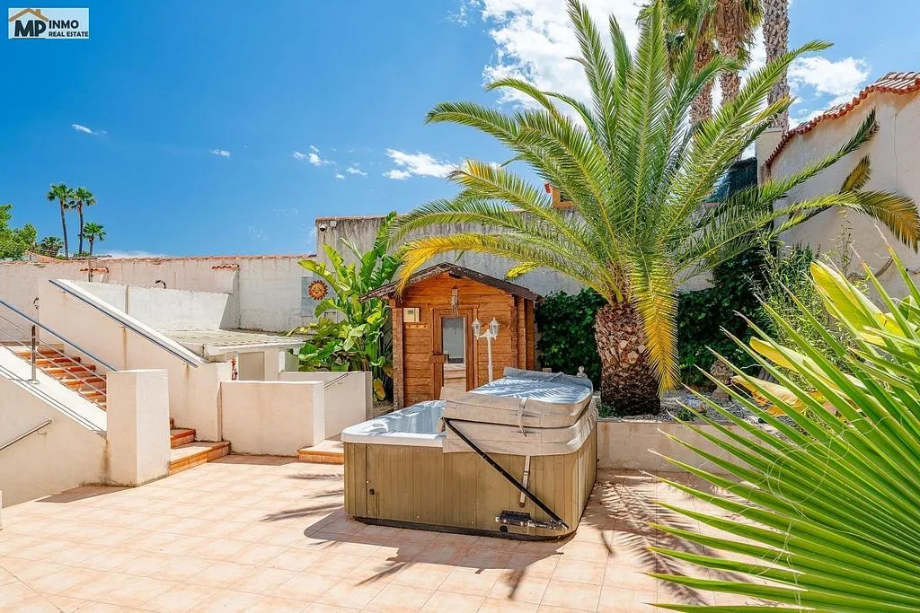 Terrass - Chalet with Pool and Terrace in Playa Fossa