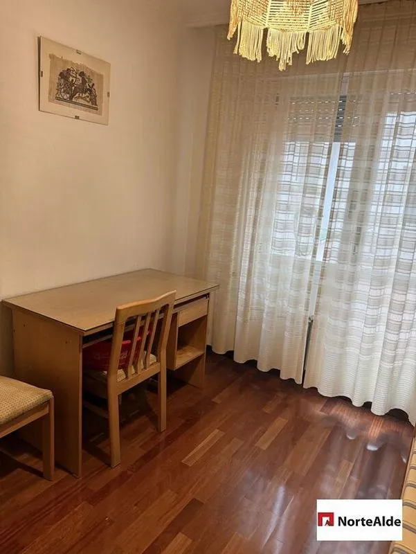 Chambres - Apartment with Balcony and Terrace in Arrontegi Centre