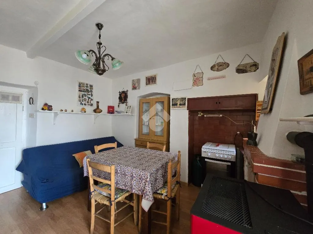 Salle à manger - Ground Floor Apartment with Cellar in Acuto