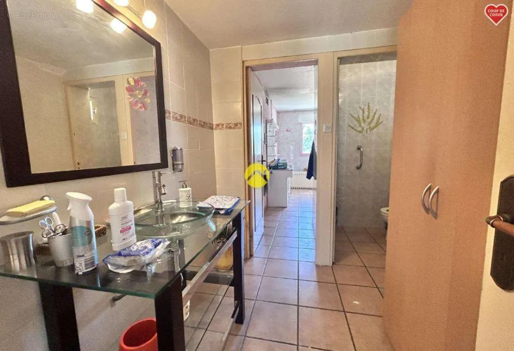 Bagni - Villa with Pool in Néris-les-Bains