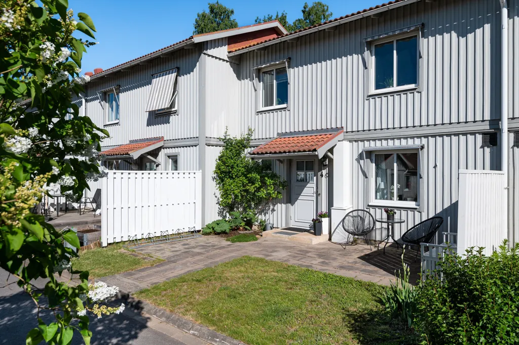 Välivaade - Apartment with Balcony in Mantorp