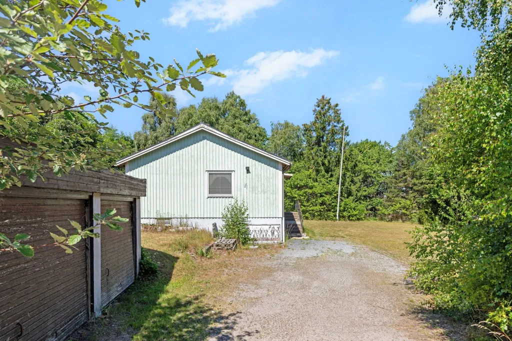 Extérieur - Villa with Garden and Basement in Gängletorp