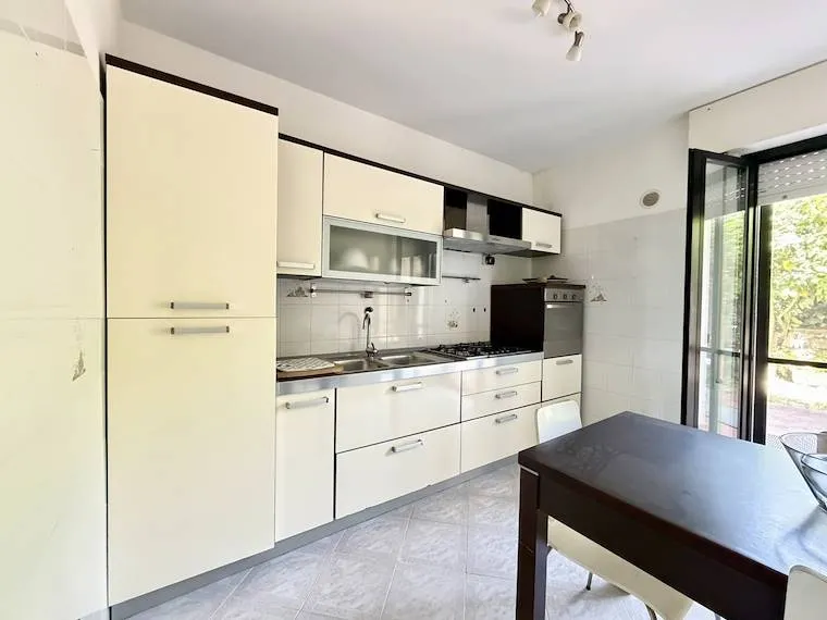 Kitchen - 3-Bedroom Apartment with Terrace in Gaeta