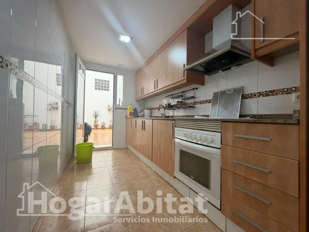 Köök - Semi-Reformed Flat with Patio in Benaguasil