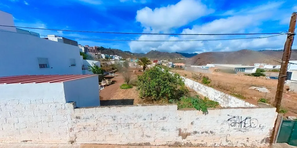 Jardin - Urban Plot with Development Potential in La Cuesta