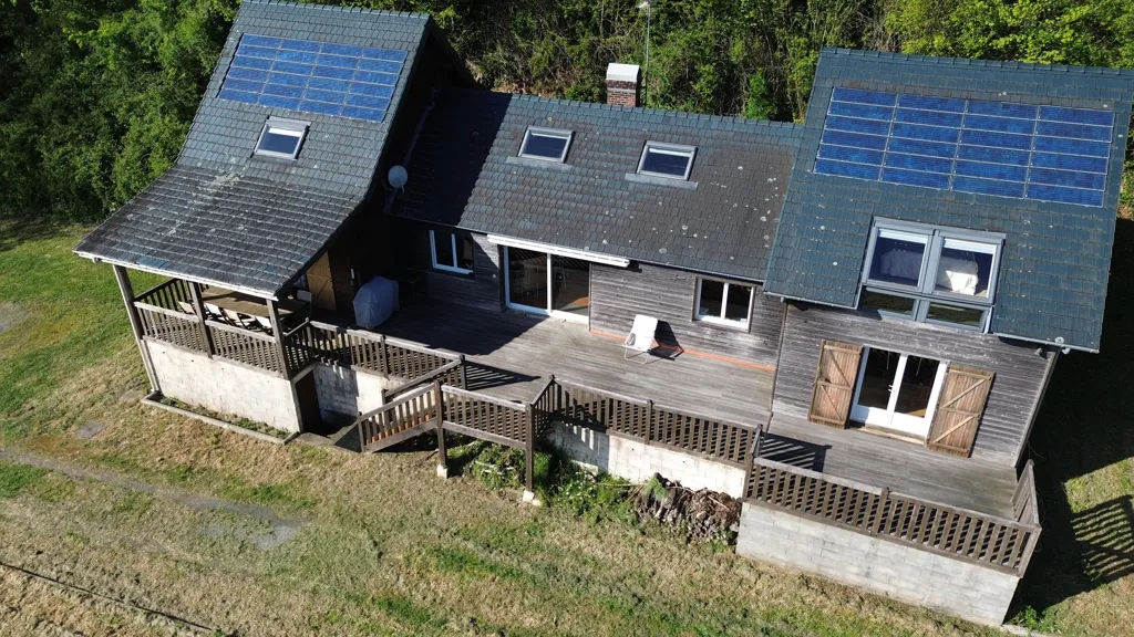 Vue aérienne - Maison avec Dépendance et Jardin dans la Campagne de Cambremer