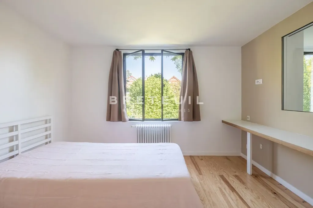 Bedrooms - Architect's House with Garden in Garches