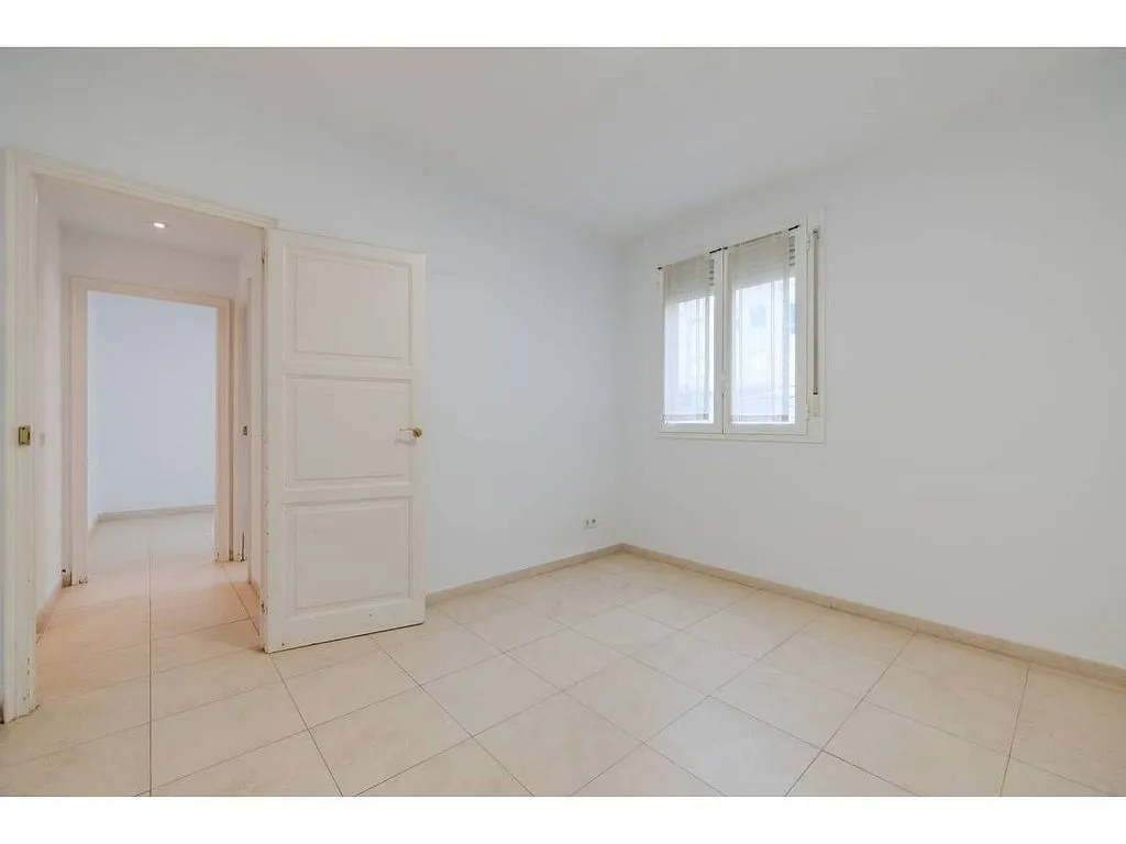 Toad - Duplex with Balcony in Eixample Sud, Girona