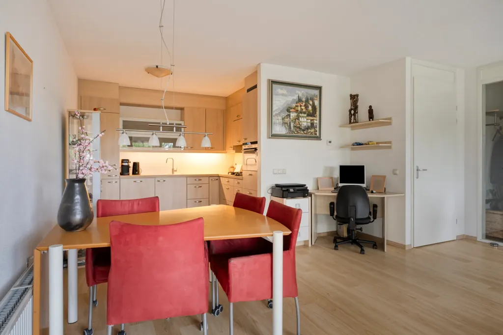 Söögituba - Modern Flat with Balcony in Oosterhout Centre