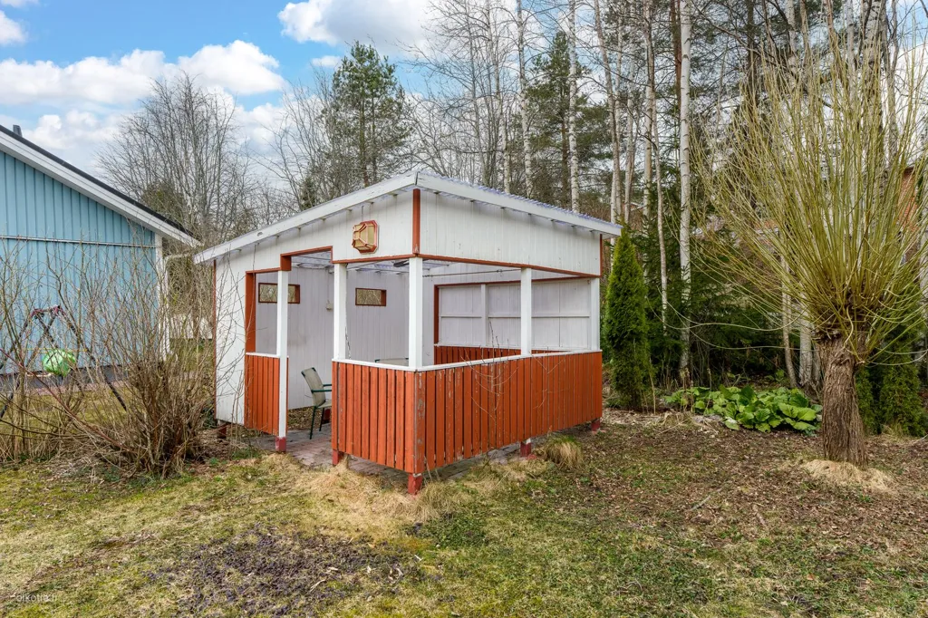 Jardin - Detached House with Garden in Veikkola, Kirkkonummi