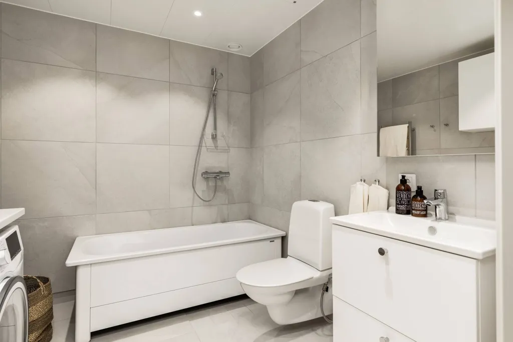 Salles de bain - Apartment with Modern Amenities in Linköping