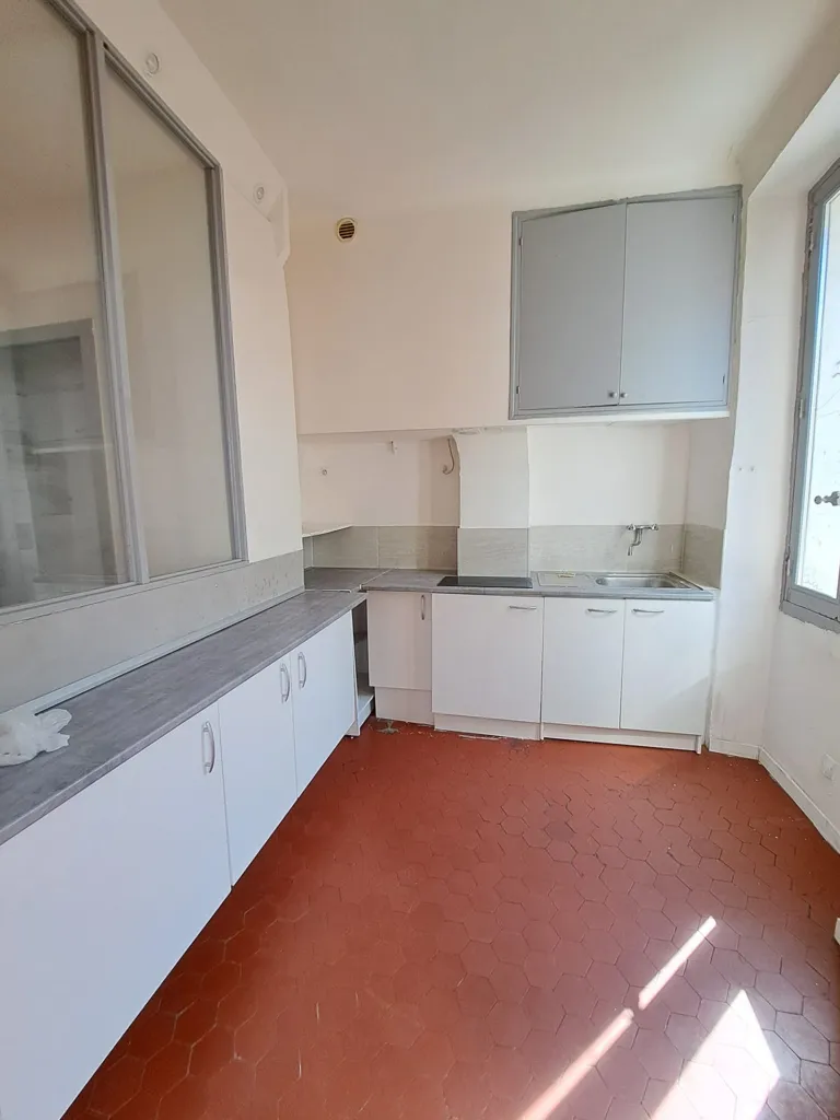 Appartement 2 pièces à Marseille 5e