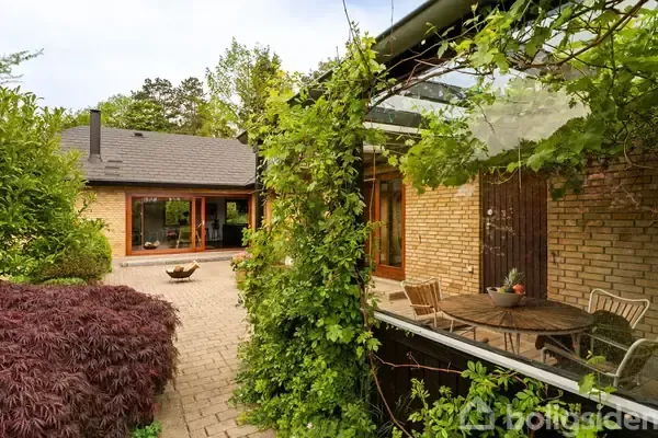 Giardino - Villa with Park View in Søllerød