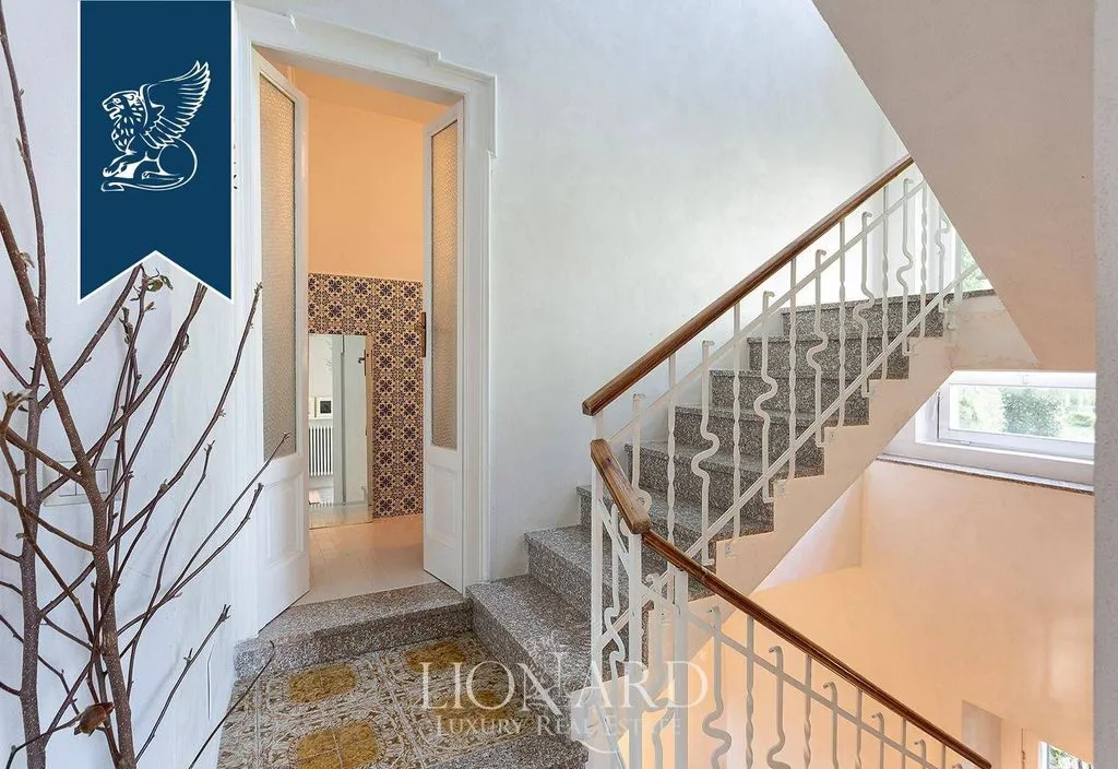 Toad - Luxury Villa with Lake View in Moltrasio