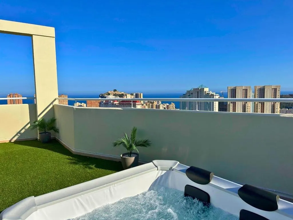 Terrasse - Luxury Apartment with Multiple Views in Benidorm