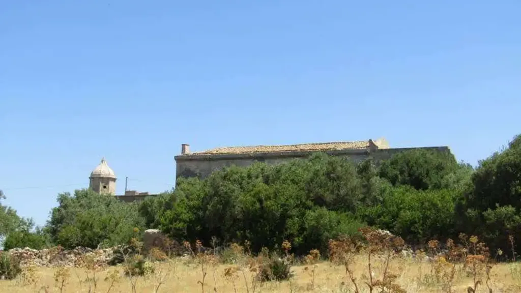Välivaade - Historic Rustico for Renovation in Marsala