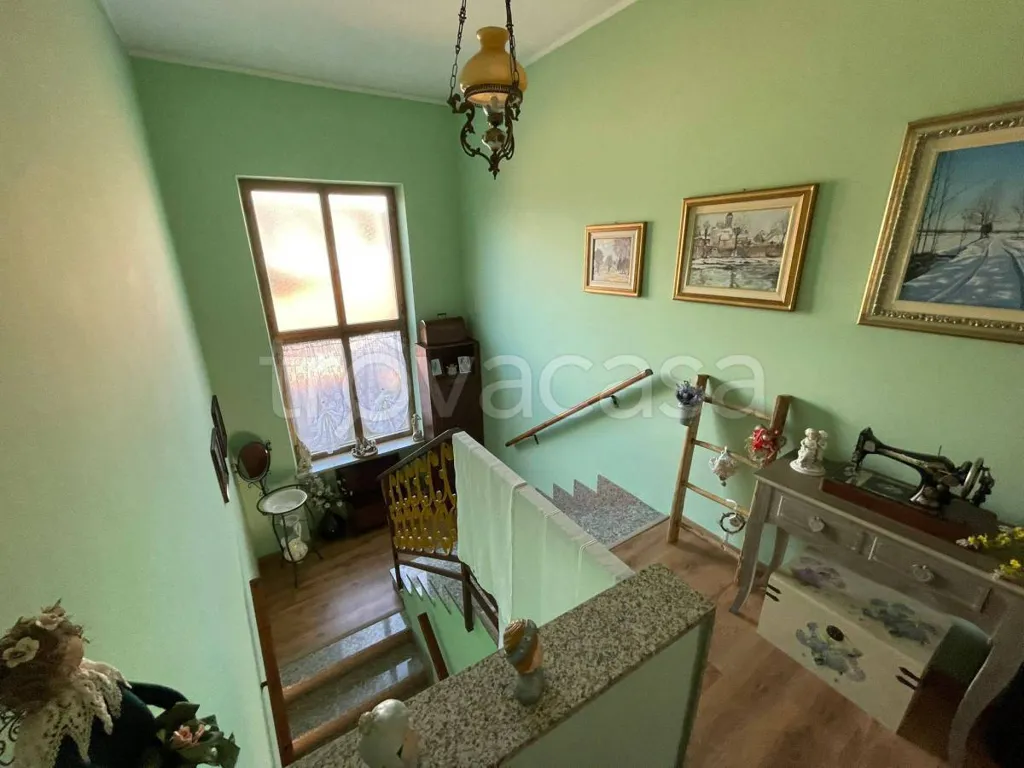 Toad - Rustic Villa with Private Garden in Chivasso