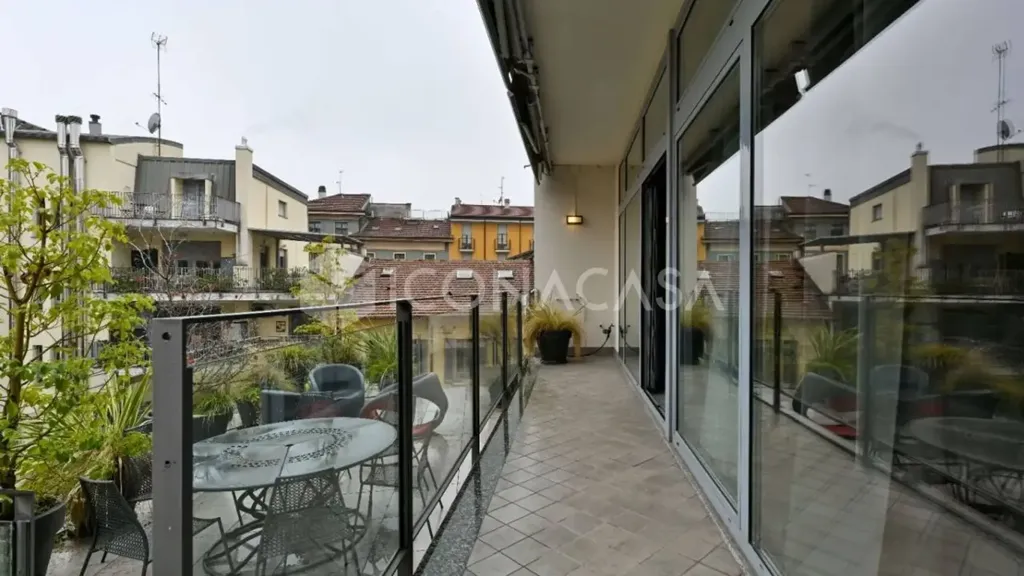 Balcon - Modern Apartment with Terrace in Milan