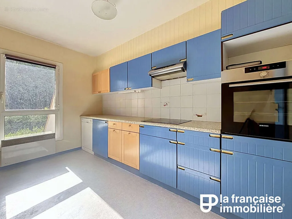Cuisine - Appartement T5 avec balcon à Rennes les Gayeulles