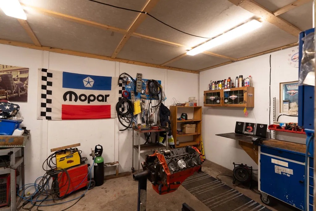 Garage - Cottage with Large Plot in Brastad