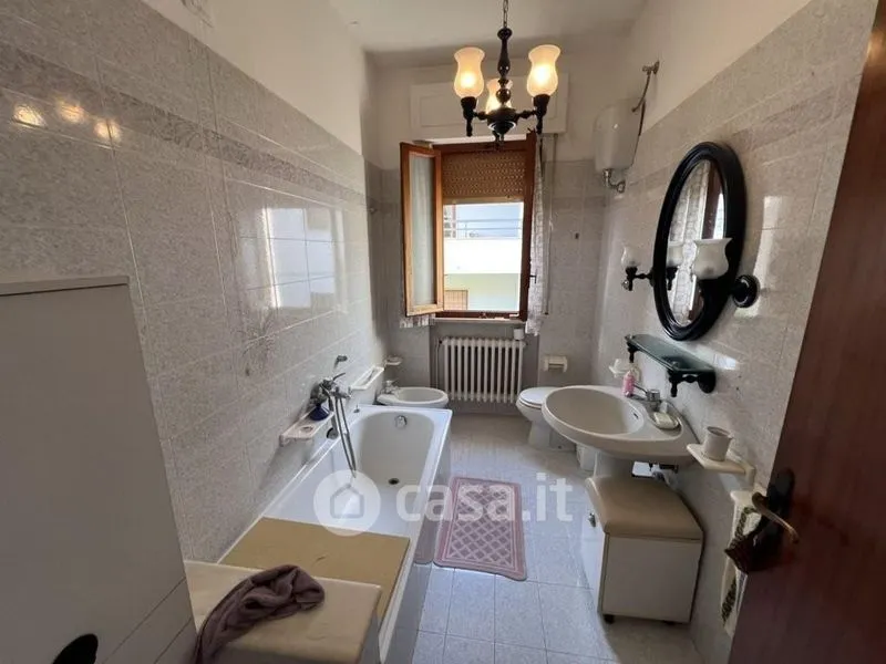 Salles de bain - Independent Villa with Garden in Cecina