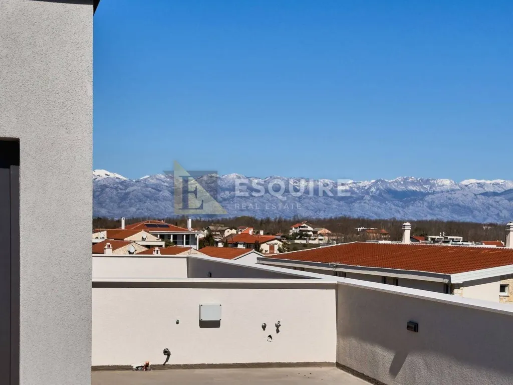Terrasse - Penthouse with Sea View in Privlaka