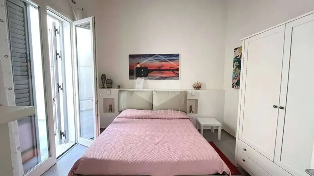 Magamistoad - Modern Apartment with Balcony in Marsala