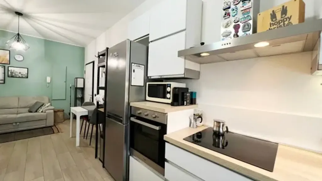 Köök - Rear-Facing Two-Bedroom Flat in Milan
